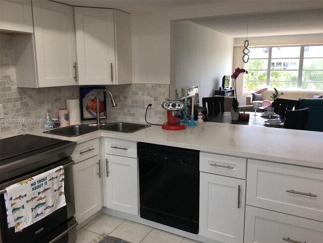 Building Photo - 1250 Atlantic Shores Blvd