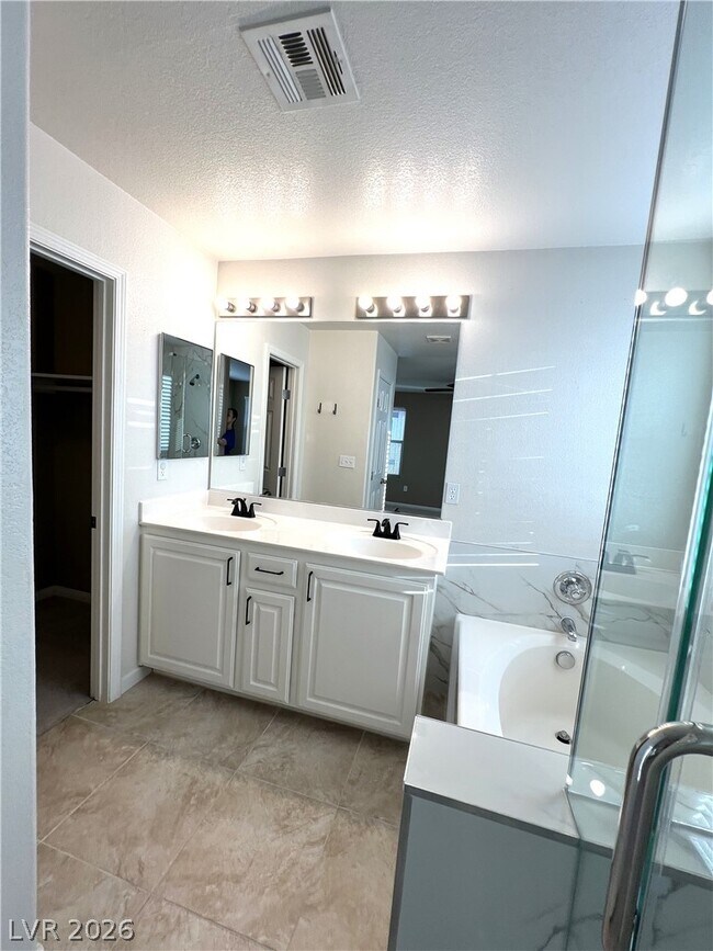 Building Photo - 8154 Sandy Slope Ct