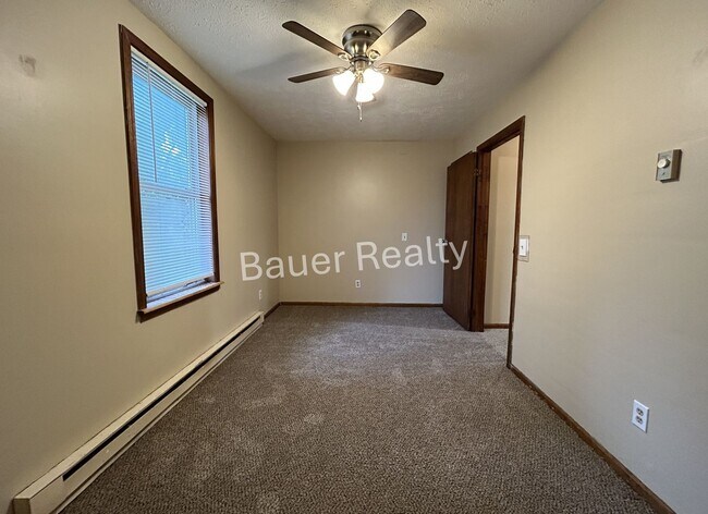 Building Photo - 313 Woodland Ave