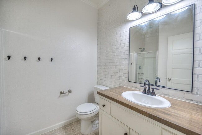 Building Photo - Spacious 3-Bedroom Home with a Backyard in Harlan Ranch Community!
