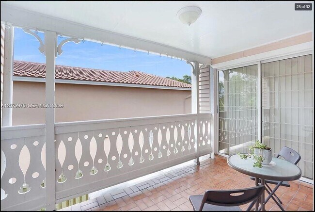 Building Photo - 10521 Mahogany Key Cir