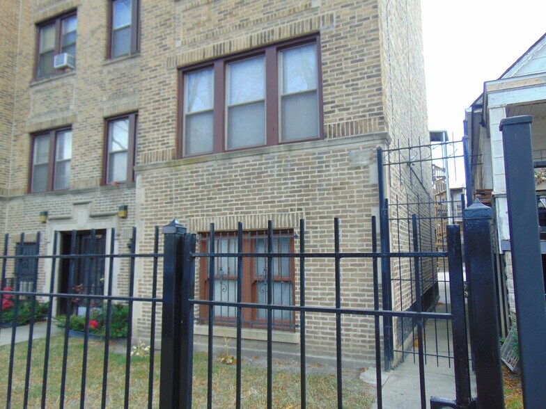 Building Photo - 8301 S Peoria St