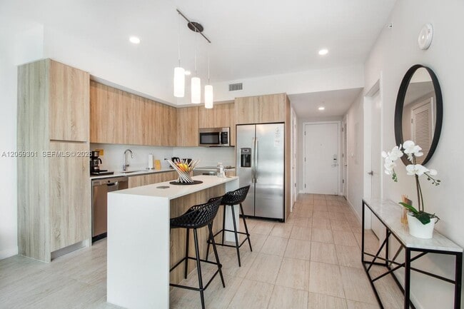 Building Photo - 3900 Biscayne Blvd