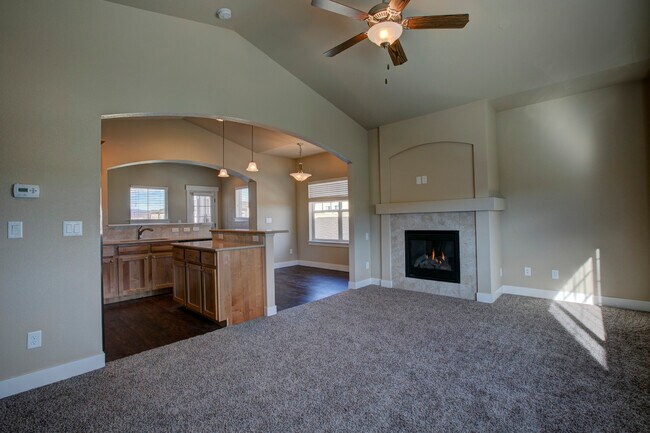 Building Photo - 3838 Steelhead St