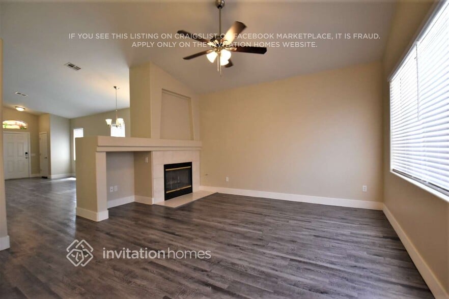 Building Photo - 8008 Nestled Vista Ave