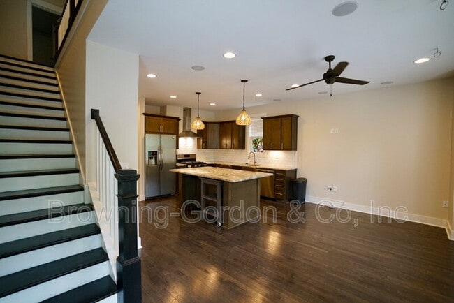 Building Photo - 3402 Shelby Bottoms Bnd