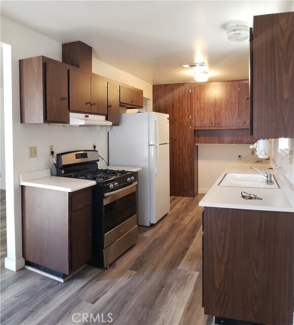 Building Photo - 2125 San Bernardo Ave