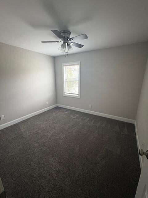 Building Photo - "Charming 3-Bedroom Home with 2.5 Baths in...
