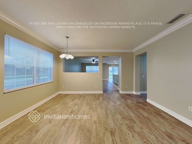 Building Photo - 5253 Moon Shell Dr