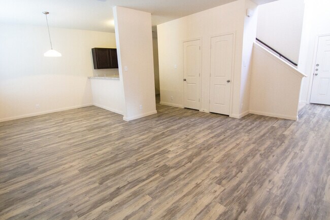 Building Photo - 5014 War Horse Dr