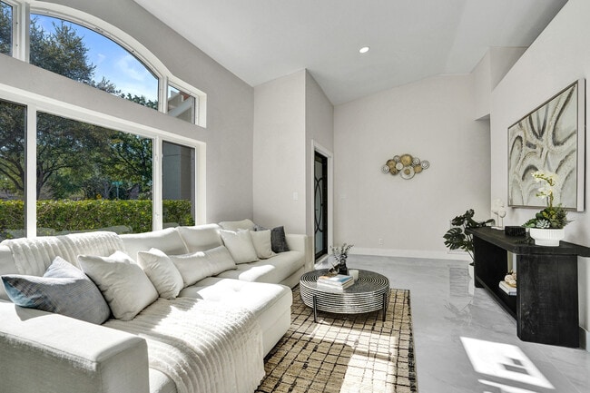 Building Photo - 2881 NW 98th Way