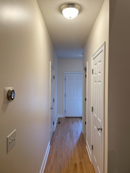 Building Photo - 75 Gianna Dr