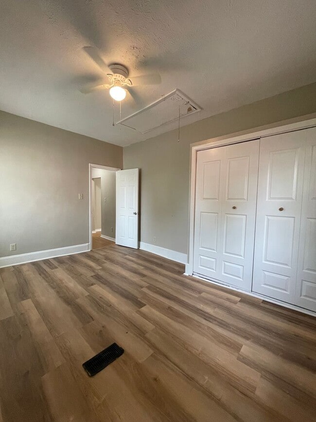 Building Photo - Where the city is your backyard! First Mon...