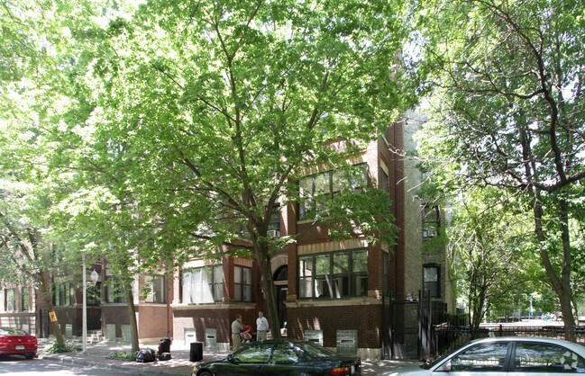 Building Photo - 5332-5334 S Woodlawn Ave