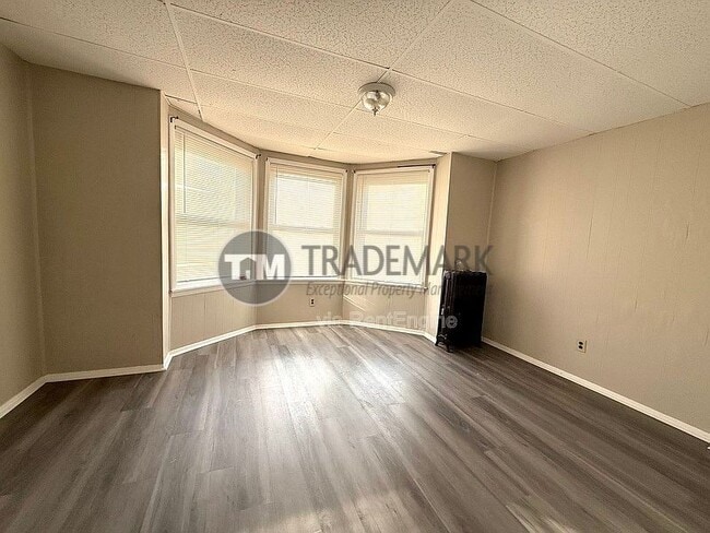 Building Photo - 2215 N 4th St