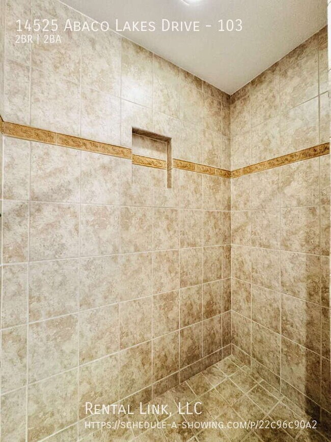 Building Photo - 14525 Abaco Lakes Dr