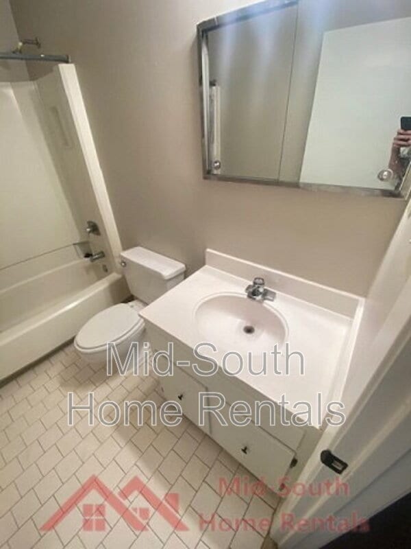 Building Photo - 3162 High Meadow Dr