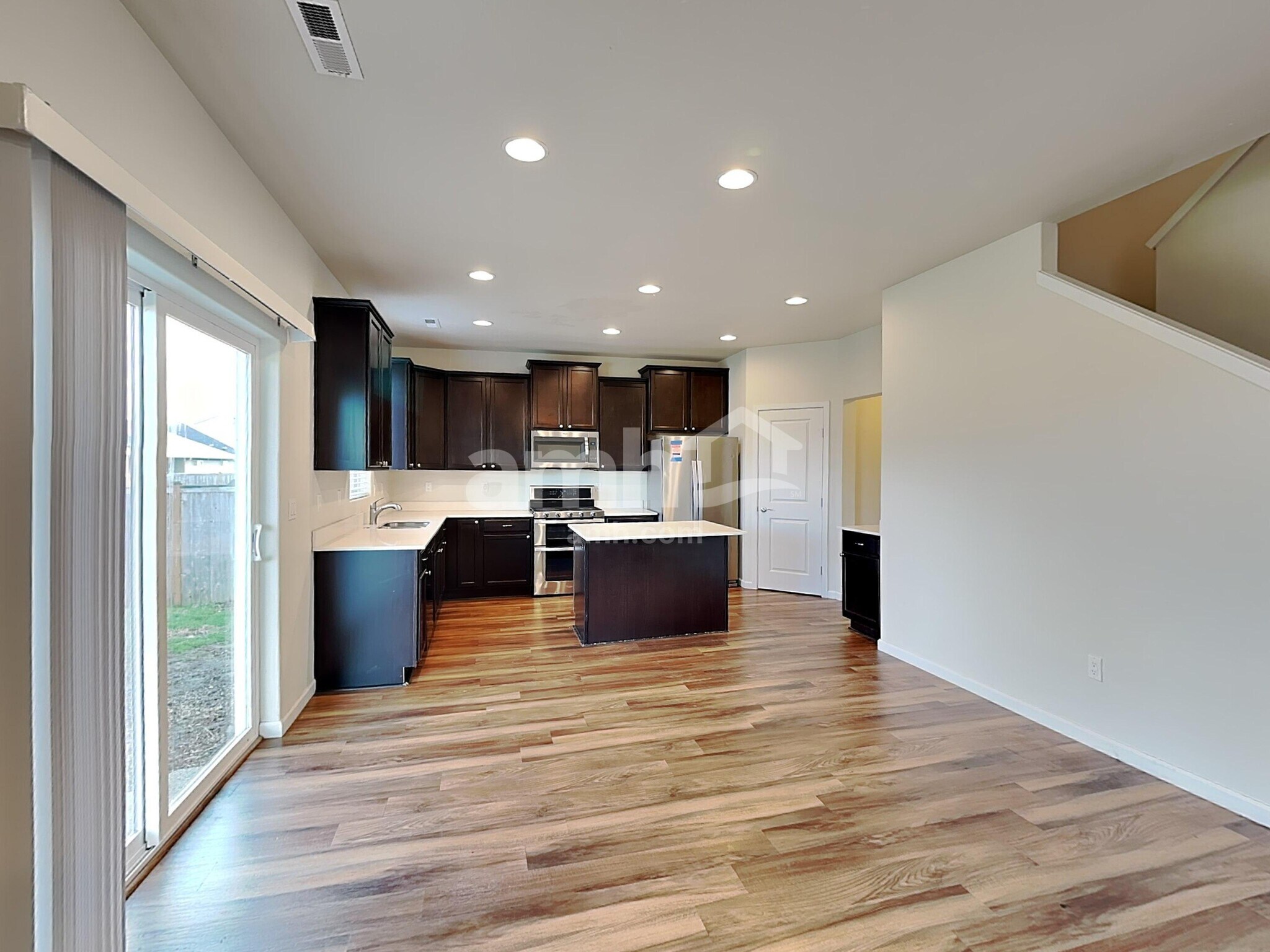 Building Photo - 9128 NE 167th Ct