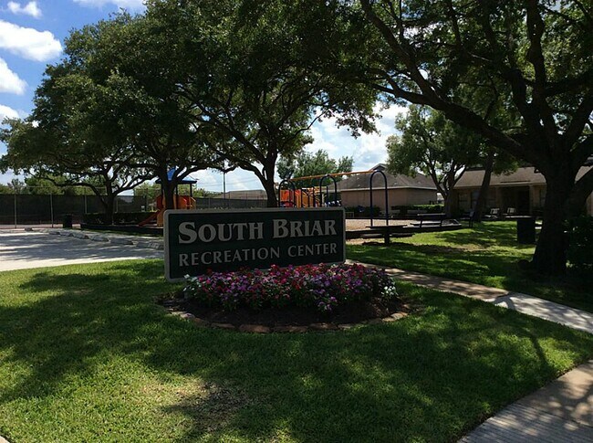 Building Photo - 12214 Whittington Dr