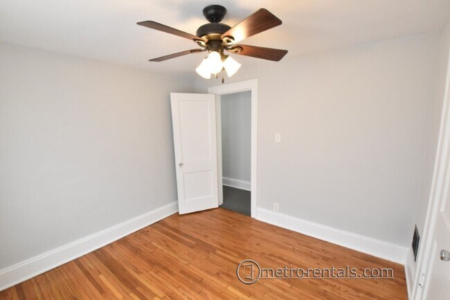 Building Photo - 333-335 E Duncan Street