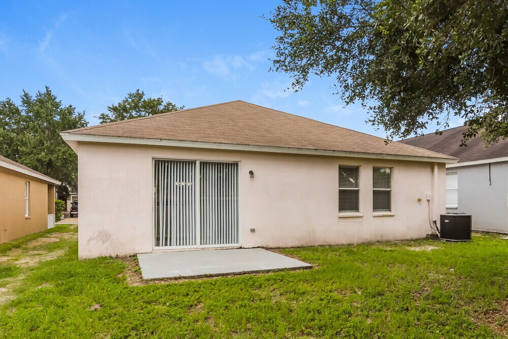 Building Photo - 6637 Cambridge Park Dr