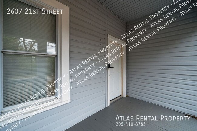 Building Photo - 2607 21st St