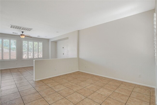 Building Photo - 9734 Maspalomas St