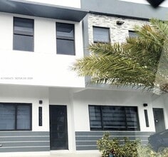 Building Photo - 19233 NW 37th Ave