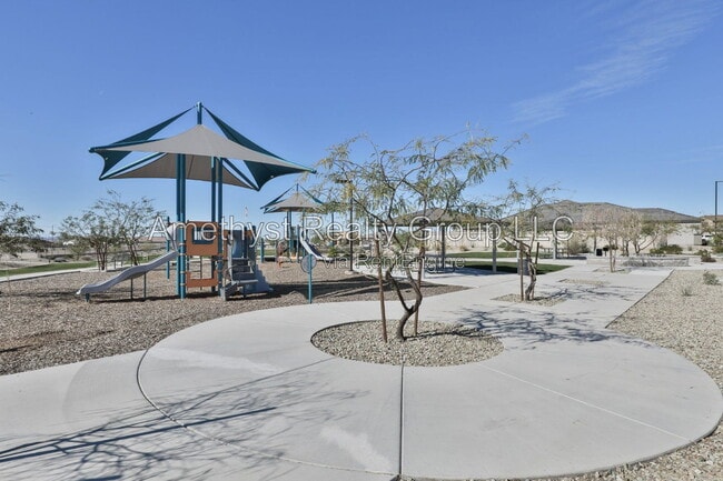 Building Photo - 24642 W Flores Dr