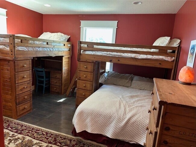 Building Photo - 4332 145th Ave N