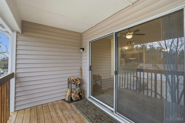 Building Photo - 8515 Island Pines Pl