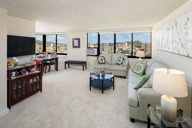 Building Photo - 2 bedroom, 2 Bath Condo with BEAUTIFUL Mountain, Ocean, and Diamond Head Views.