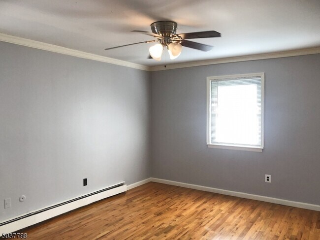 Building Photo - 401 Hwy 22 B31 U7