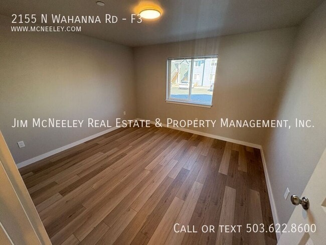 Building Photo - 2155 N Wahanna Rd