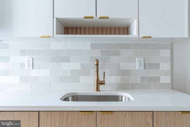 Building Photo - 2143 N Palethorp St