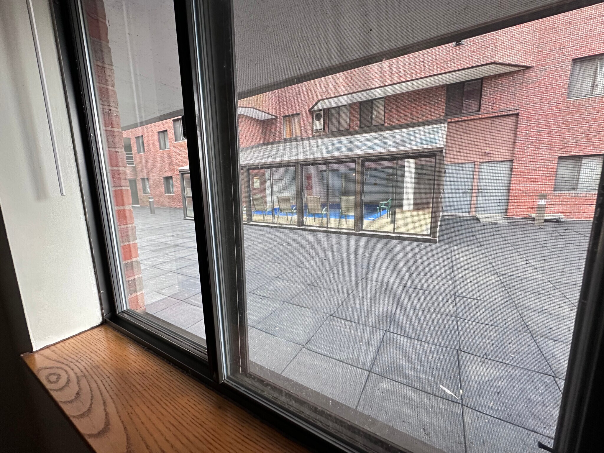 Building Photo - 147 Kelton St