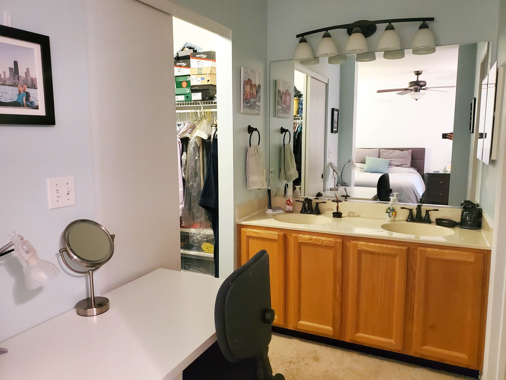 Master bath - ensuite - 344 S Lancelot Ln