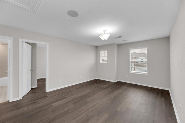 Building Photo - 16905 Casanova Ave