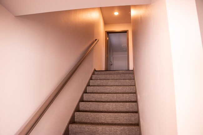Building Photo - Brand New Southside Townhomes!