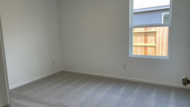 Building Photo - 18031 Valle Cupa Ln