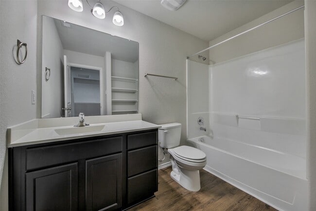 Building Photo - 5423 Briarstone Ridge Ln