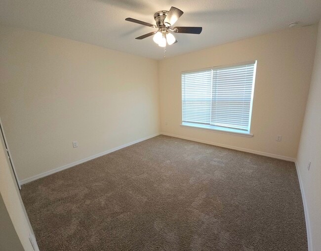 Building Photo - 15041 SE 93rd Ct