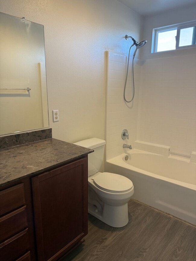 Building Photo - MOVE-IN -READY