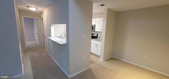 Building Photo - 21023 Timber Ridge Terrace