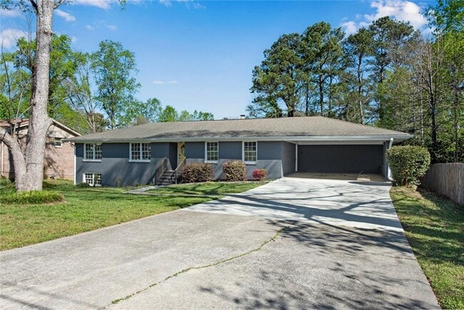 Building Photo - 3941 Forest Dr