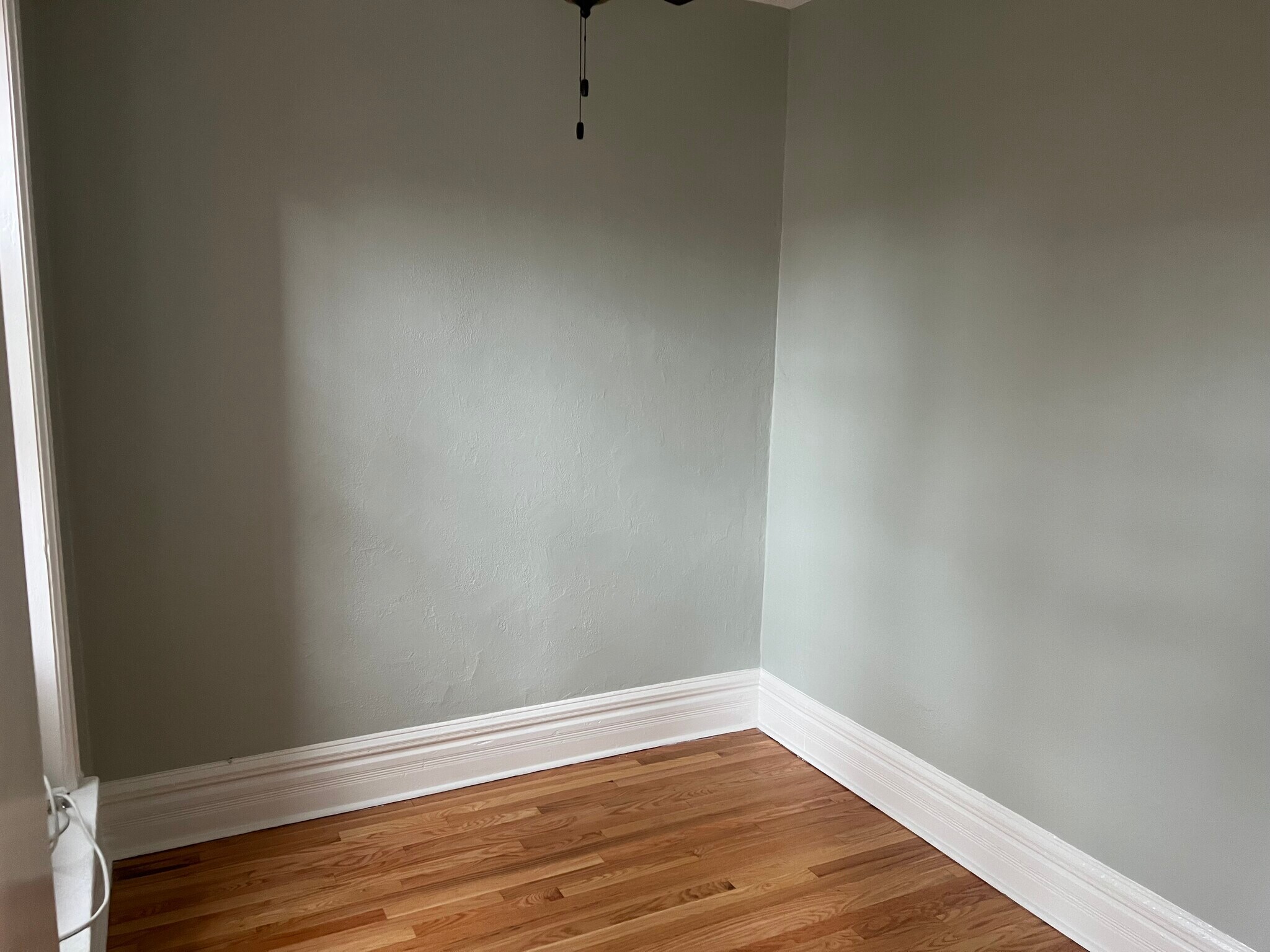 Main bedroom - 1235 N Marion Ct