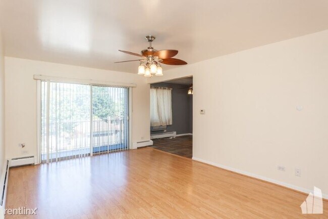 Building Photo - 1340 W Touhy Ave