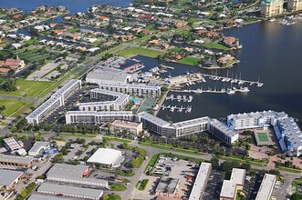 Building Photo - 2 Bedroom Condo at Popular Anglers Cove Co...