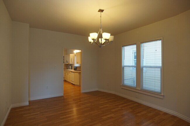 Building Photo - 1209 S J St