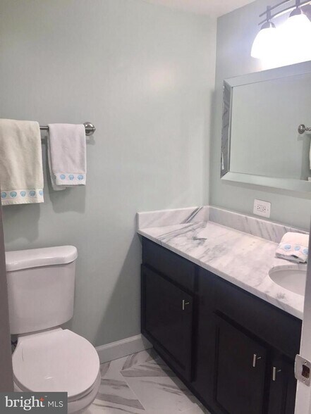 Building Photo - 401 N Beauregard St